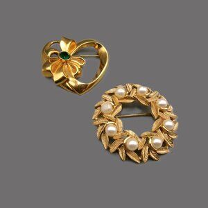 2 Avon Vtg Brooch Lot, Evening Creation Pearl Wreath, Ribbon Heart Emerald Gem